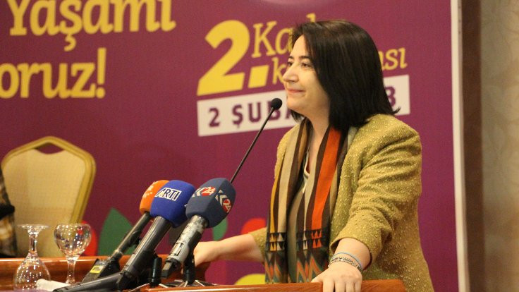 HDP Eş Başkanı Serpil Kemalbay: Bu füzeleri kim atıyor?