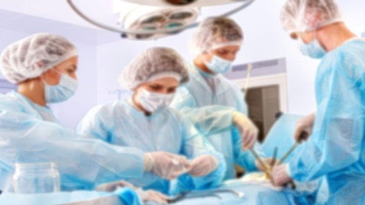 Cerrahlar işi gücü bırakıp 'tüp' ameliyatına giriyor