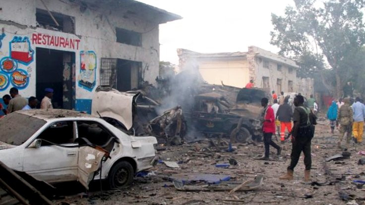 Somali'de bombalı saldırı düzenlendi: 18 ölü