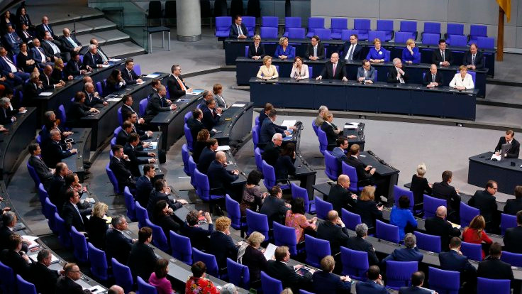 Alman meclisinde Türkiye'ye Afrin eleştirisi