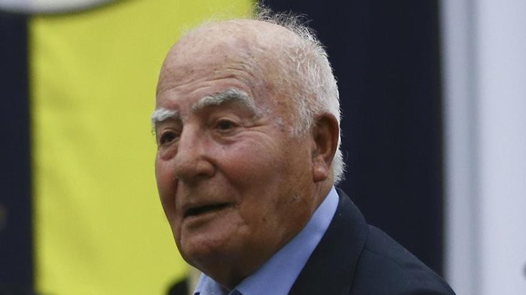 Fenerbahçe'nin efsane isimlerinden Halit Deringör vefat etti