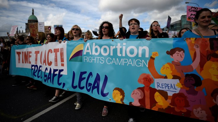 İrlanda, kürtaj hakkı için 25 Mayıs'ta referanduma gidiyor