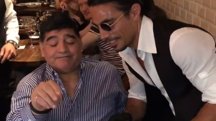 Maradona tuz serpti!