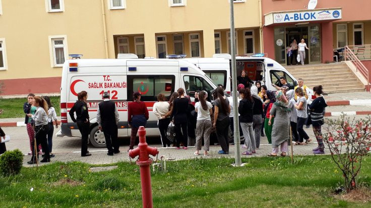 Tokat'ta 69 öğrenci hastaneye kaldırıldı
