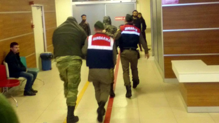 Yunan askerlerinin tutukluluğa yaptığı itiraz ikinci kez reddedildi