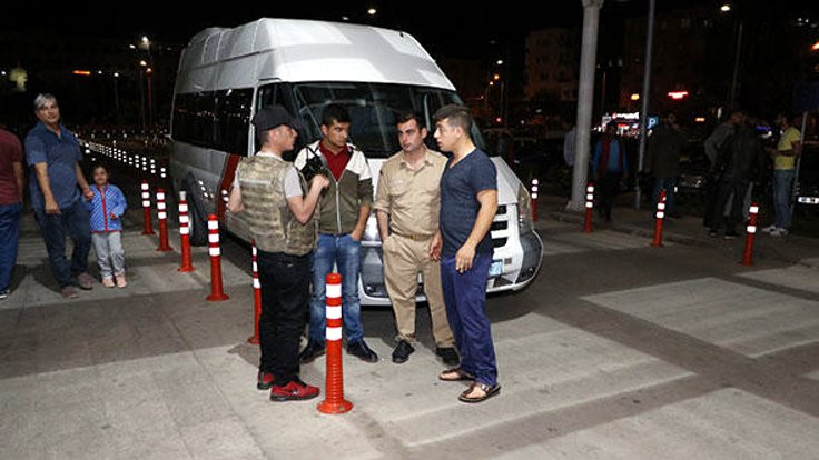Antalya'da çok sayıda asker hastaneye kaldırıldı