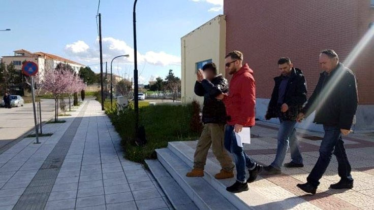 Yunanistan'a koşarak geçen Türk yakalandı: Yunan askerleri dövüp, Türkiye'ye gönderdi