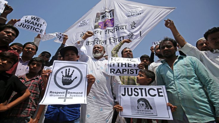 Hindistan: Tecavüz ve cinayetler neyin göstergesi?