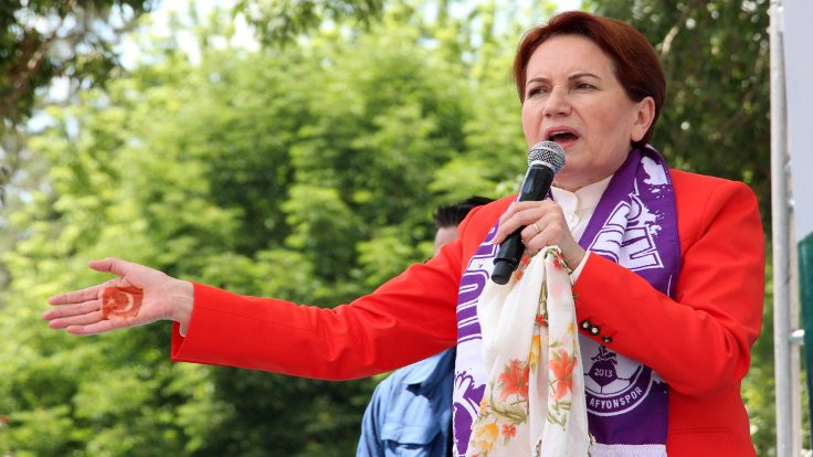 Meral Akşener: Birbirine küfür eden siyasetçiler hapis yatacak