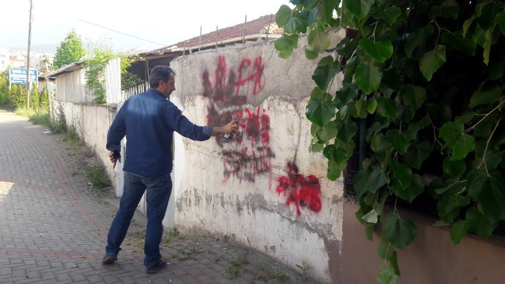 Bursa'da cemevine saldırı