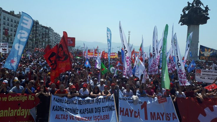 İzmir'de yüz binler Gündoğdu Meydanı’nda