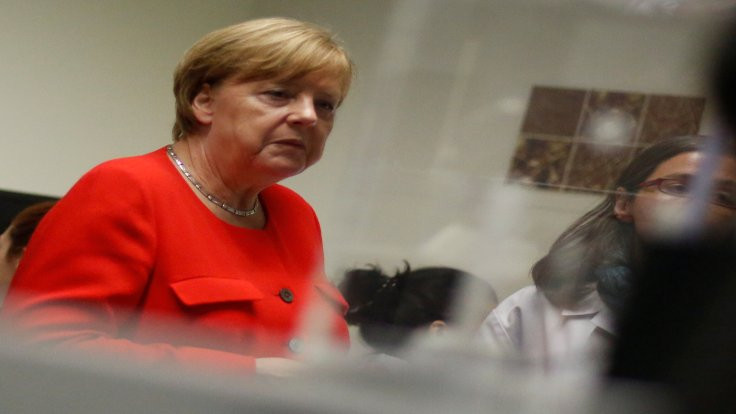 Merkel: Beyin göçünü durdurmalıyız!
