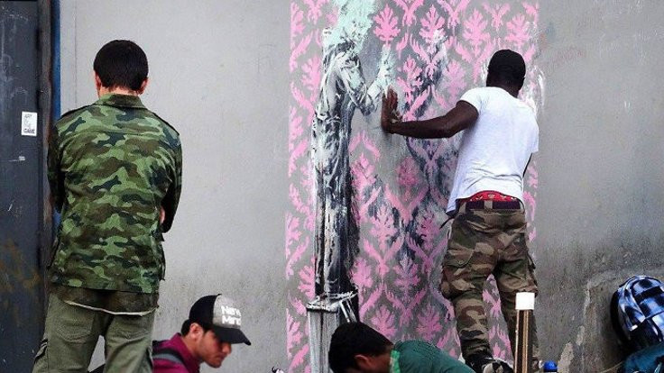 Banksy Paris'te ilk kez görüldü - Sayfa 4