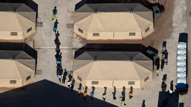 ABD, göçmen çocukları kamplarda tutuyor