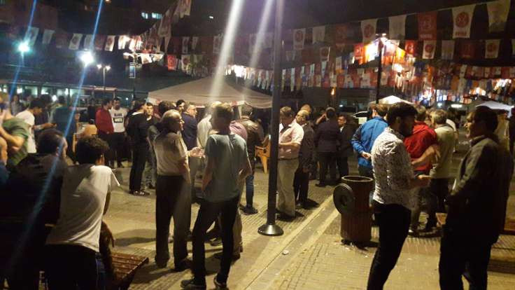 Bursa'da İYİ Parti standına saldırı