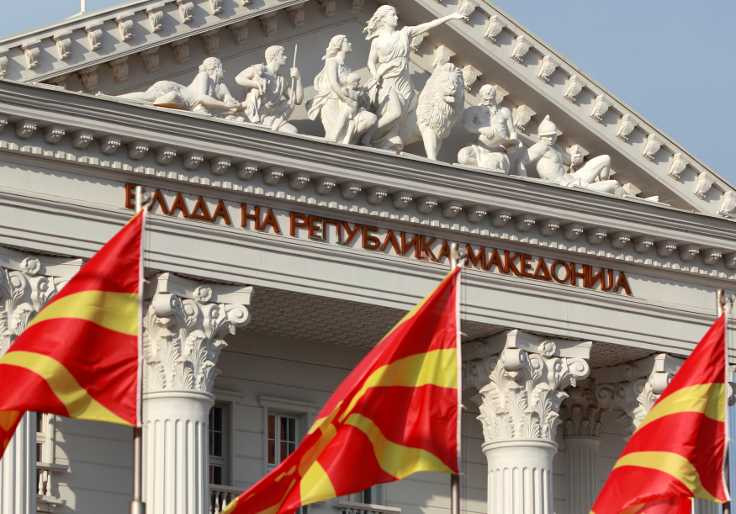 Makedonya'da isim değişikliğine oybirliğiyle onay