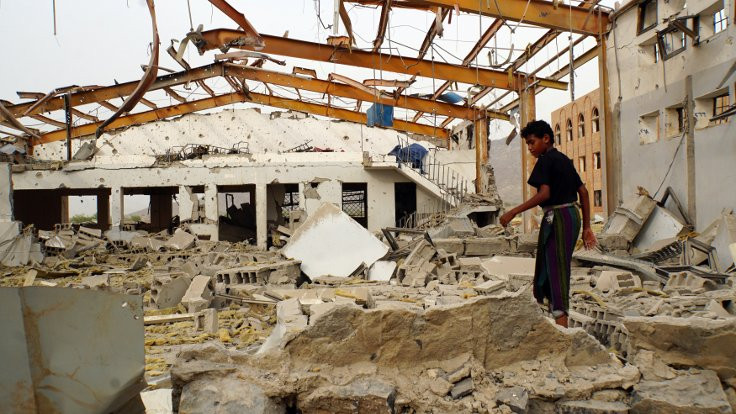 Yemen'de kritik havalimanı Suudi kontrolüne geçti