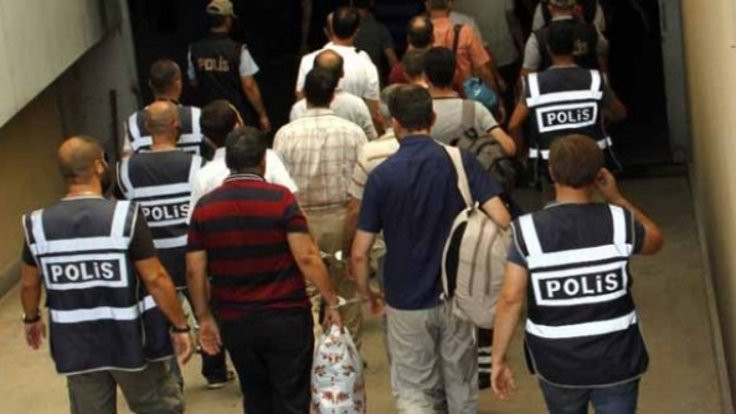 İstanbul'da 21 kişiye gözaltı