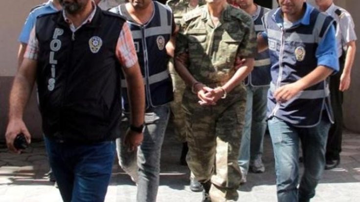 Ankara'da 22 FETÖ gözaltısı