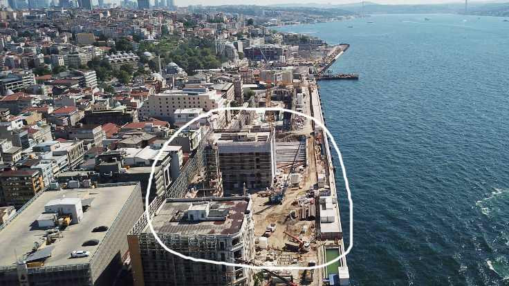 İstanbul Modern'in tarihi binası da yıkıldı