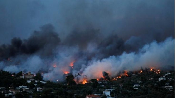 Yunan bakan: Yangınlar kasten çıkarılmış olabilir
