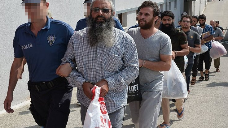 Adana'da yakalanan IŞİD üyeleri, yaralı Suriyelileri dolandırdı