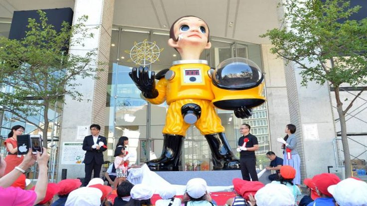 Fukuşima'da 'Güneş Çocuk' heykeline tepki!