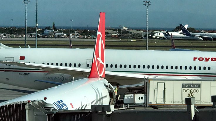 Atatürk Havalimanı'nda iki uçak çarpıştı 