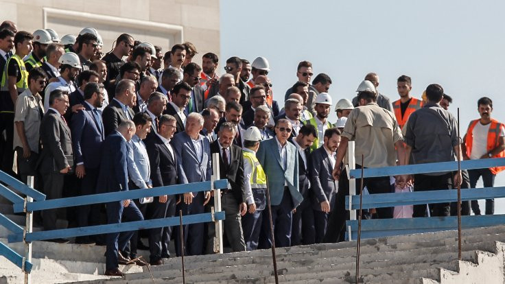 Cumhurbaşkanı Erdoğan, Çamlıca Camii inşaatını inceledi