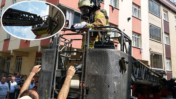 Esenyurt'ta bina yandı: 2'si bebek 3 kişi kurtarıldı