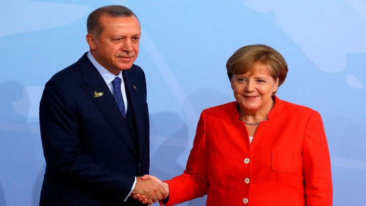 Merkel: Türkiye'deki yerel seçim süreci endişe yarattı
