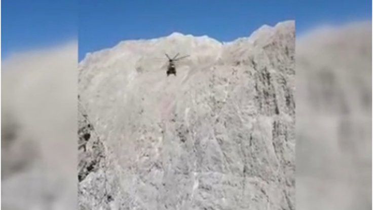 Yamaç paraşütçüsü kayalıklara çakıldı