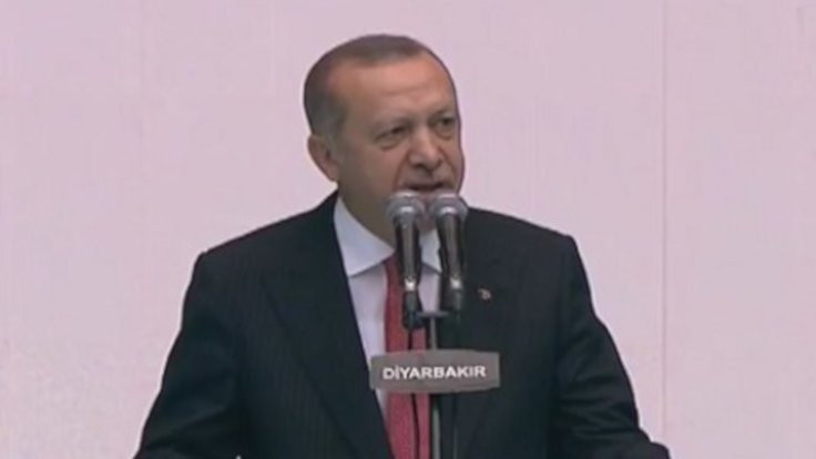 Erdoğan Diyarbakır'da: Onlar çukur kazdı, biz abide diktik