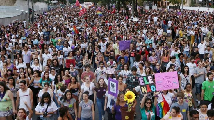 Kadınlar Bolsonaro’ya karşı birleşti