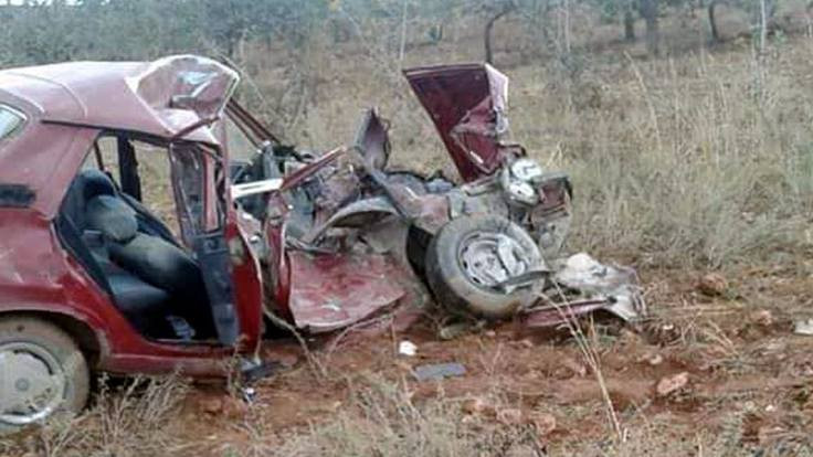 Kamyon şoförü çarpıp kaçtı: 3 ölü