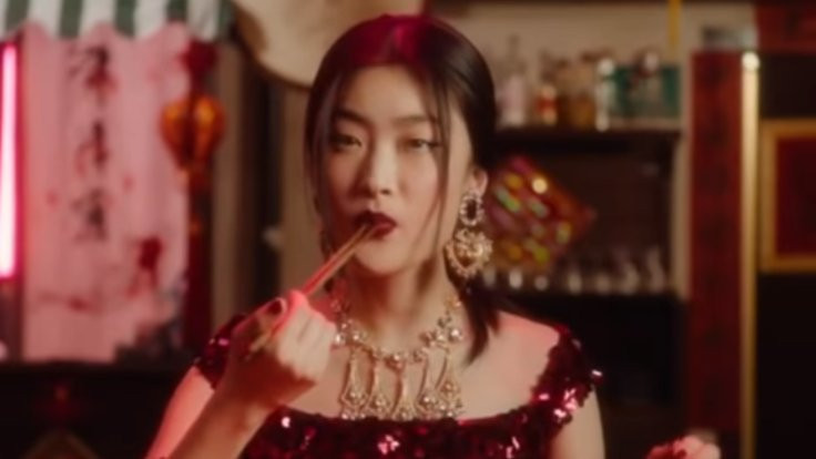 Dolce Gabbana'nın reklamı Çin şovunu iptal ettirdi