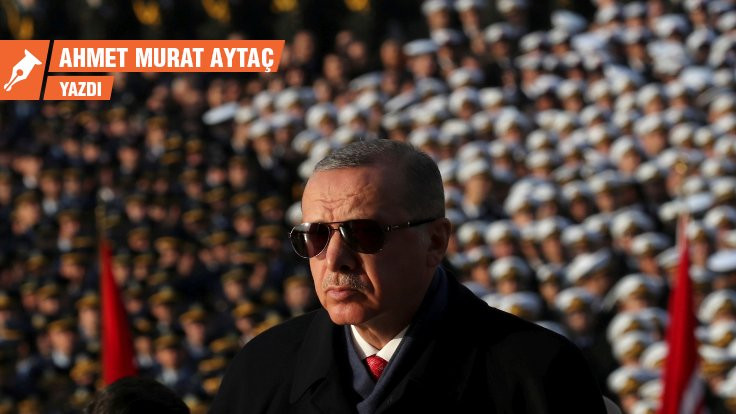 Demokratik yapılar çözülürken Türkiye