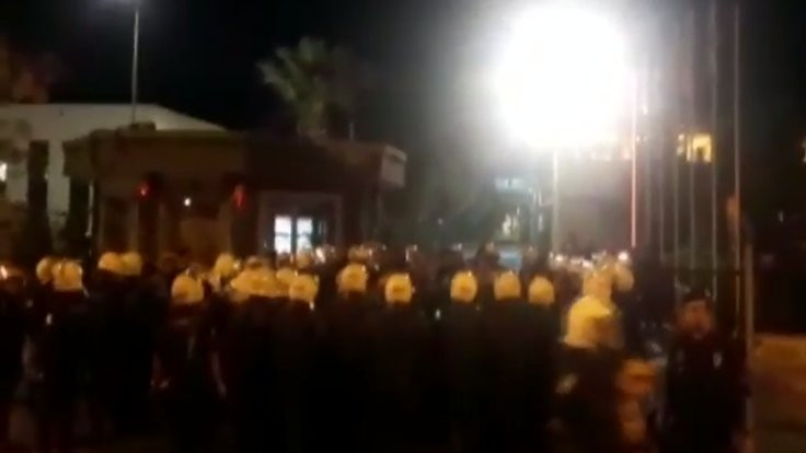 TARİŞ'te işçiler eylemde: 100 işçi gözaltına alındı