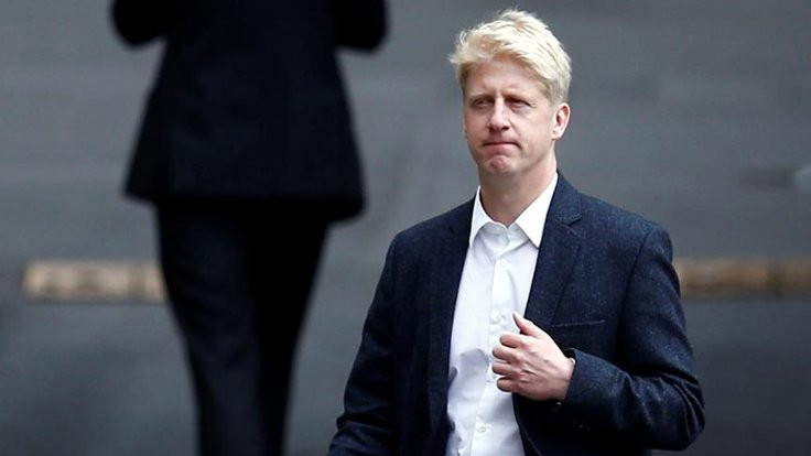 İngiltere'de Brexit sürecini eleştiren Ulaştırma Bakanı Johnson istifa etti