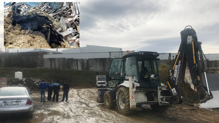 Tuzla'da boş araziye kimyasal atık gömüldü, ekipler alarma geçti