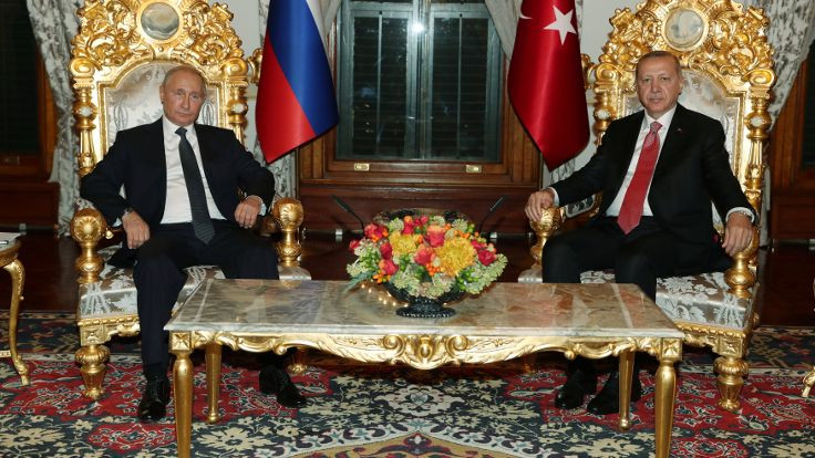 Putin İstanbul'dan ayrıldı