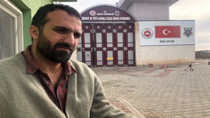 Gazeteci Sedat Sur cezaevine girdi