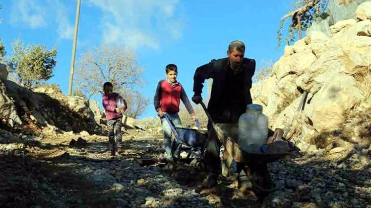 Şırnak'ta bir mahalle: Ne su var ne elektrik ne de yol