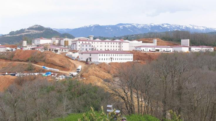 Trabzon Cezaevi'nde işkence iddiası: Personel için işlem yapıldı mı?
