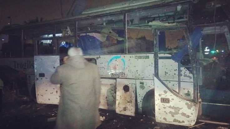 Turist otobüsüne bombalı saldırı