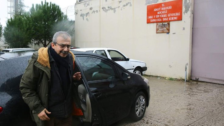 Sırrı Süreyya Önder'e cezaevinde ilk ziyaret