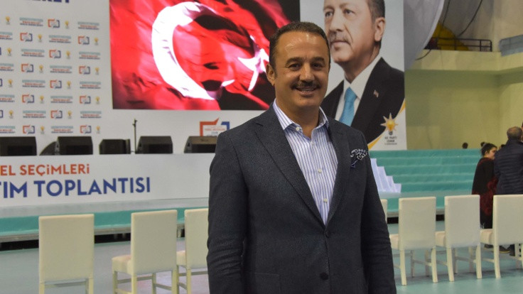 AK Parti İl Başkanı: İzmir'de 6 ilçe MHP'ye verildi
