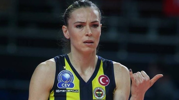 Beşiktaş-Fenerbahçe maçı yarıda kaldı