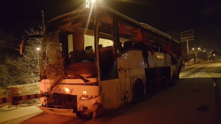 Amasya'da otobüs devrildi