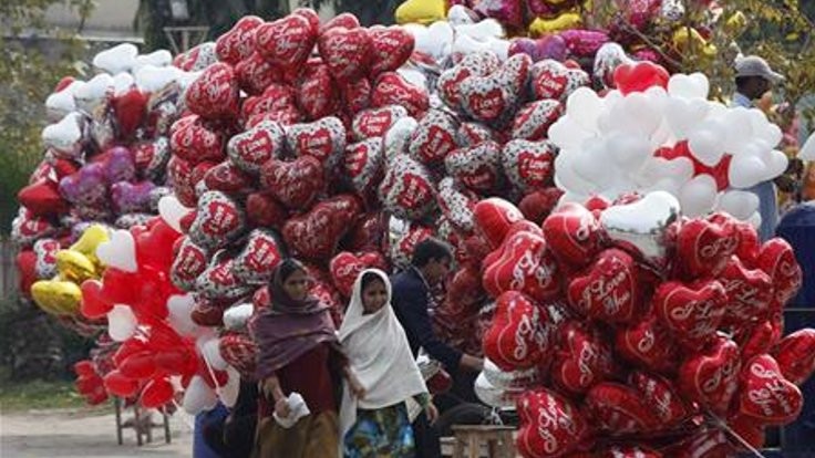 Pakistan'da, Sevgililer Günü yasaklandı